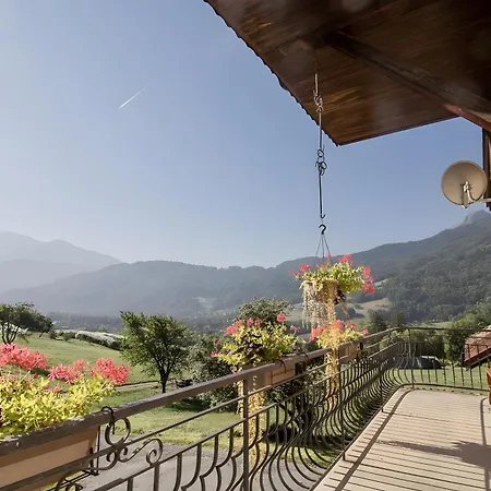 Apartment La Ferme Du Mont Charvin